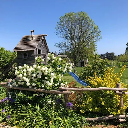 Les D'hotes De Bordustard Bed & Breakfast *